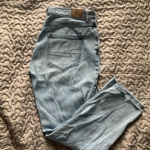 American Eagle Mom Jean